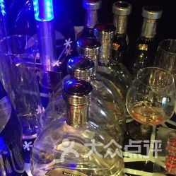 淮海路酒吧團購攻略 集結電話地址價格營業時間，盡享酒類優惠